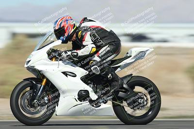 media/Oct-30-2025-Racers Edge (Thu) [[dabbdaf680]]/2-A Group/Session 2 Turn 14 Exit/